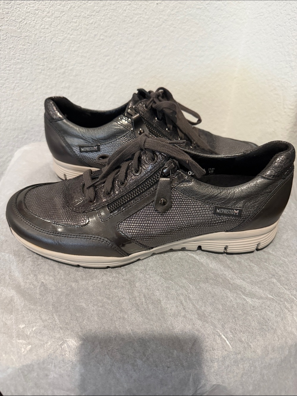 Mephisto Women's Charcoal Leather & Mesh Zip Lace Sneakers